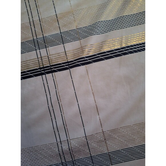 Greg Norman Quarter Zip Pullover Womens Medium Plaid Golf Shirt Play Dry - Picture 2 of 7